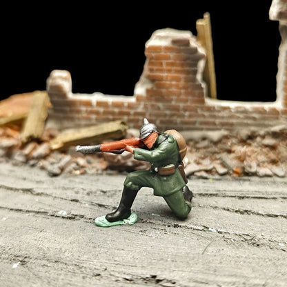 1/72 Scale German Soldiers Painted Figures for Model Dioramas