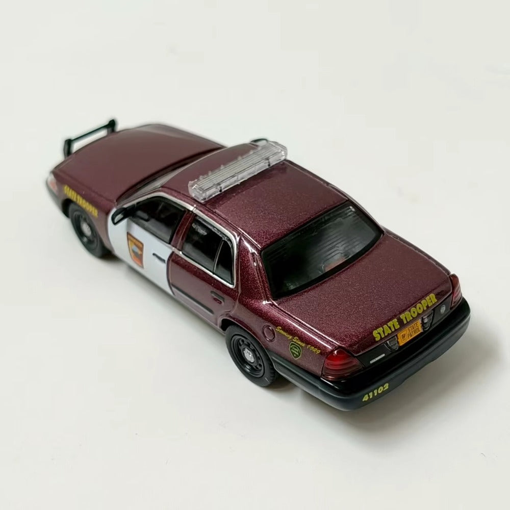 1/64 Scale Ford Crown Victoria Minnesota State Patrol Diecast Model Car