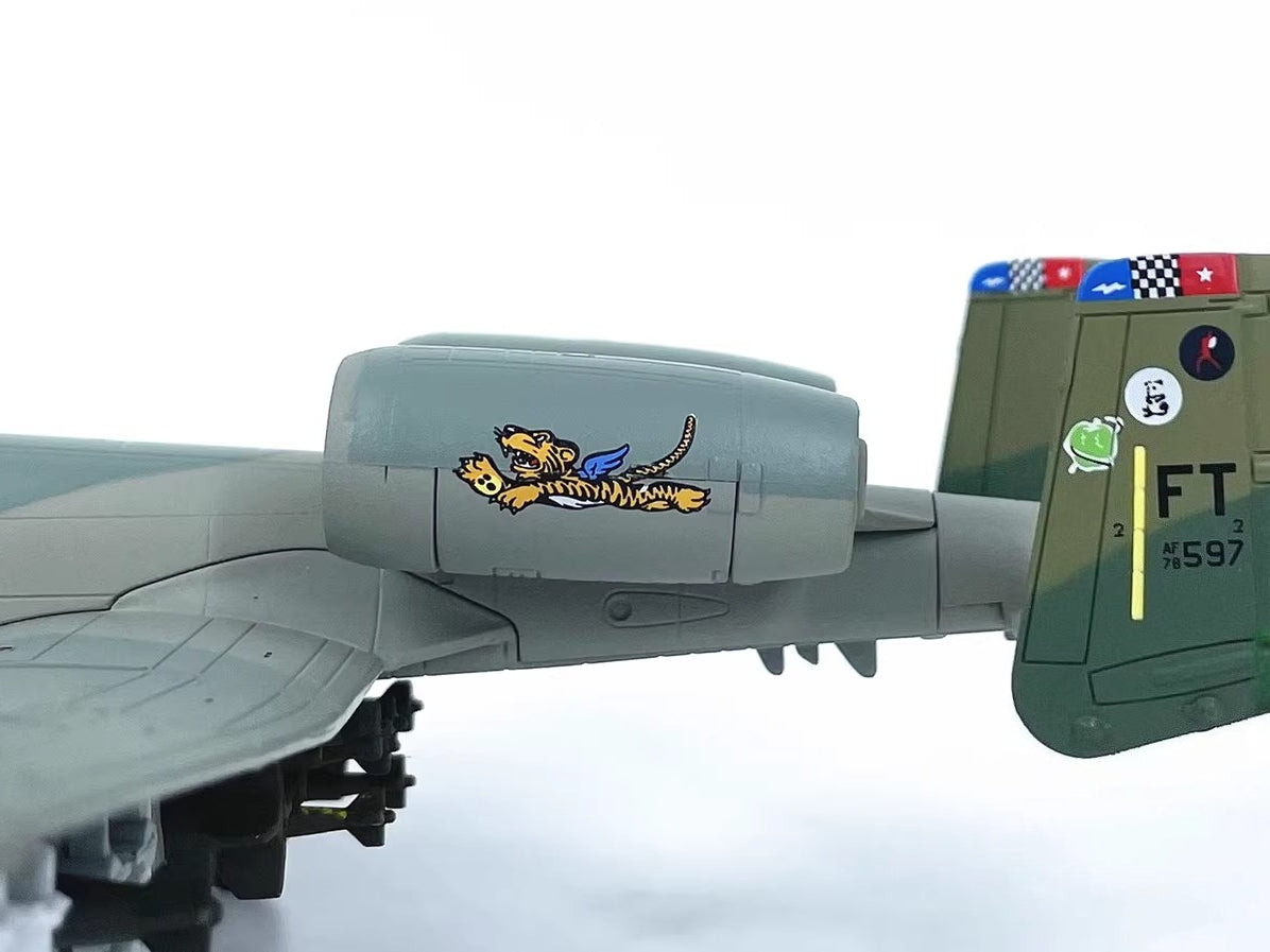 1/100 Scale Fairchild Republic A-10 Thunderbolt II Warthog Flying Tiger US Attack Aircraft Diecast Model