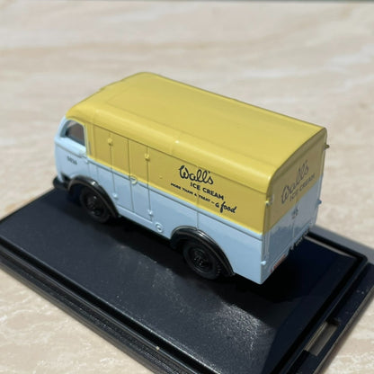 1/76 Scale Austin K8 Three Way Light commercial Van Diecast Model Car