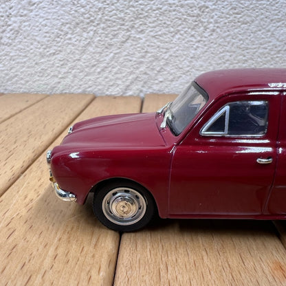 1/43 Scale 1960 Renault Dauphine Vintage Car Diecast Model
