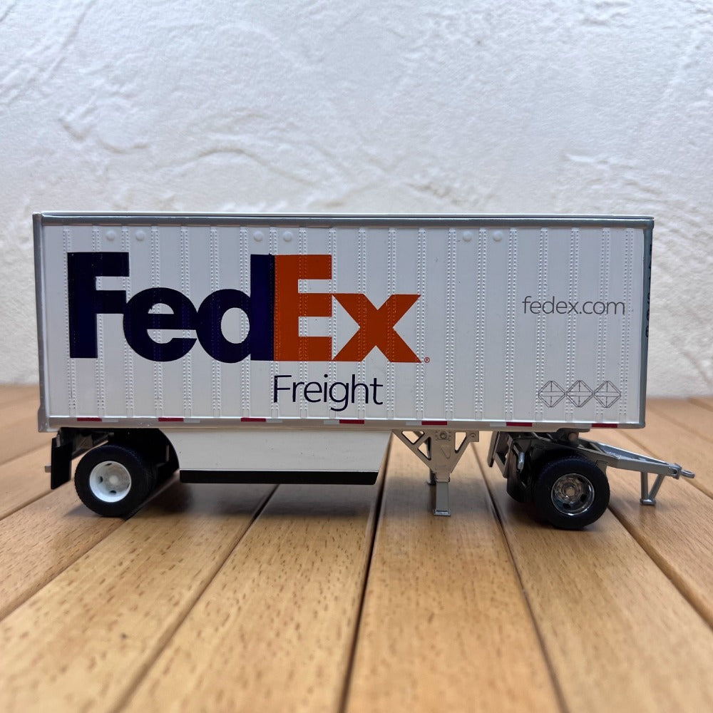 1/50 Scale Fedex Freight Trailer Diecast Model