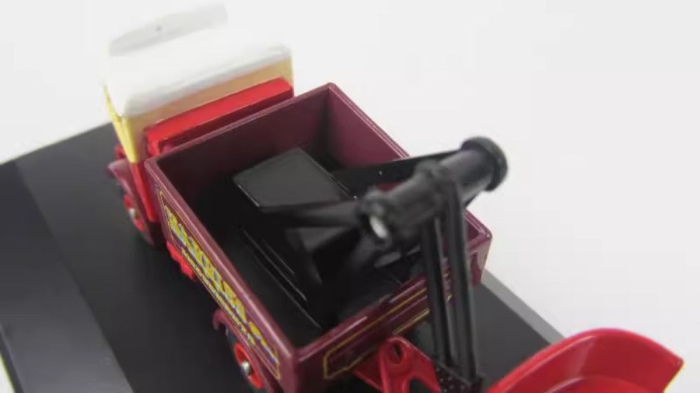 1/76 Scale Harris's' AEC Mammoth and Load Circus Truck Diecast Model