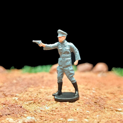 1/72 Scale WWII German Soldiers Painted Miniature Figures Set for Model Dioramas