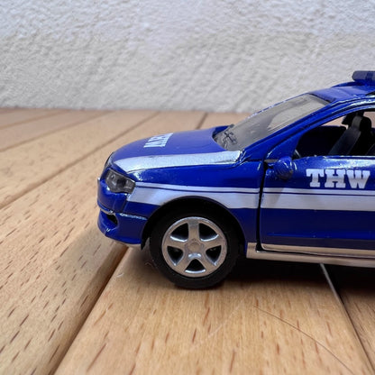 1/64 Scale Volkswagen Passat 2.0 FSI Technisches Hilfswerk Diecast Model Car