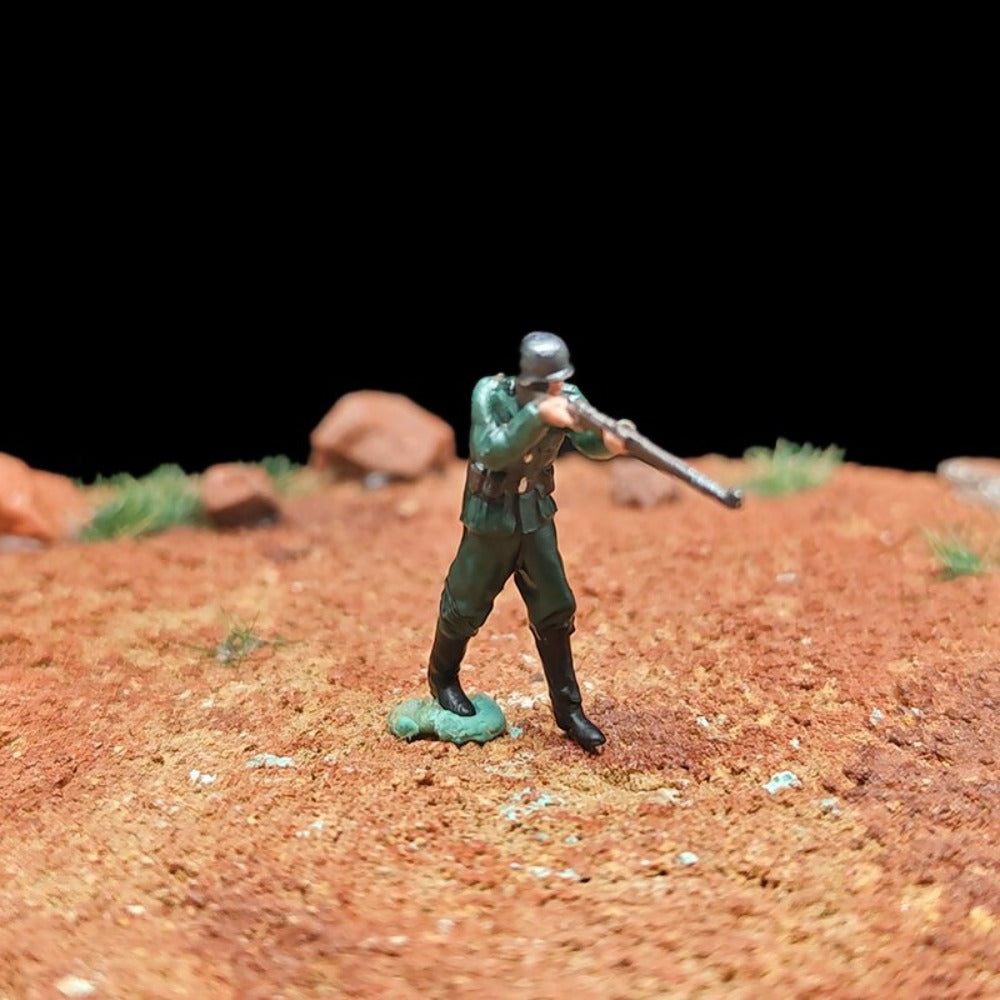 1/72 Scale WWII German Soldiers Painted Figurines Set for Model Dioramas