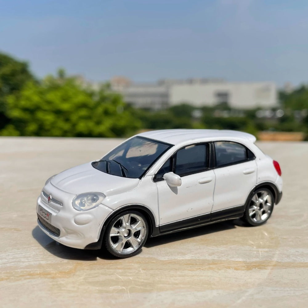 1/43 Scale Fiat 500X Subcompact Crossover SUV Diecast Model Car