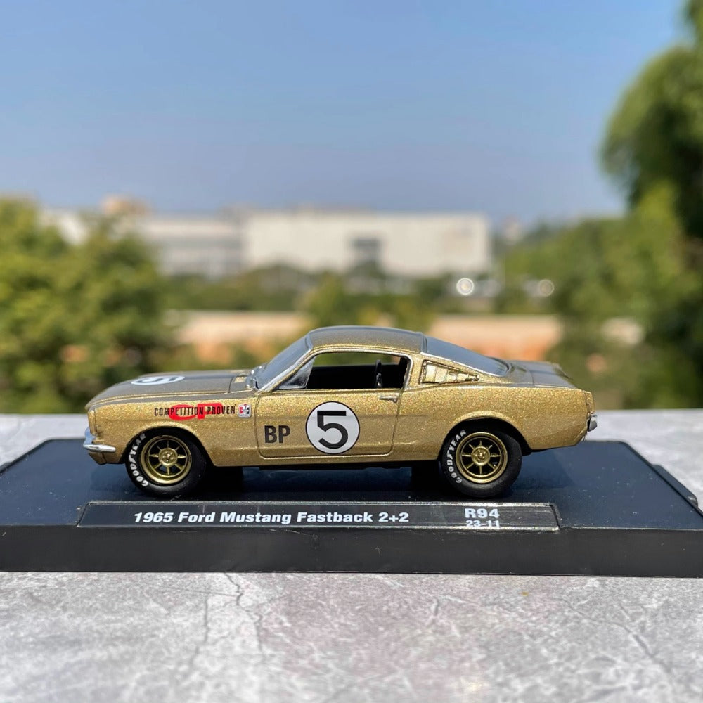 1/64 Scale 1965 Ford Mustang Fastback Diecast Model Car