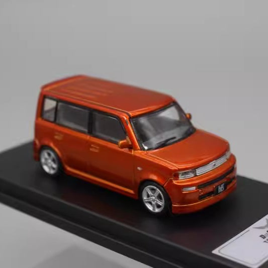 1/64 Scale 2000 Toyota bB XP30 Mini MPV Diecast Model Car