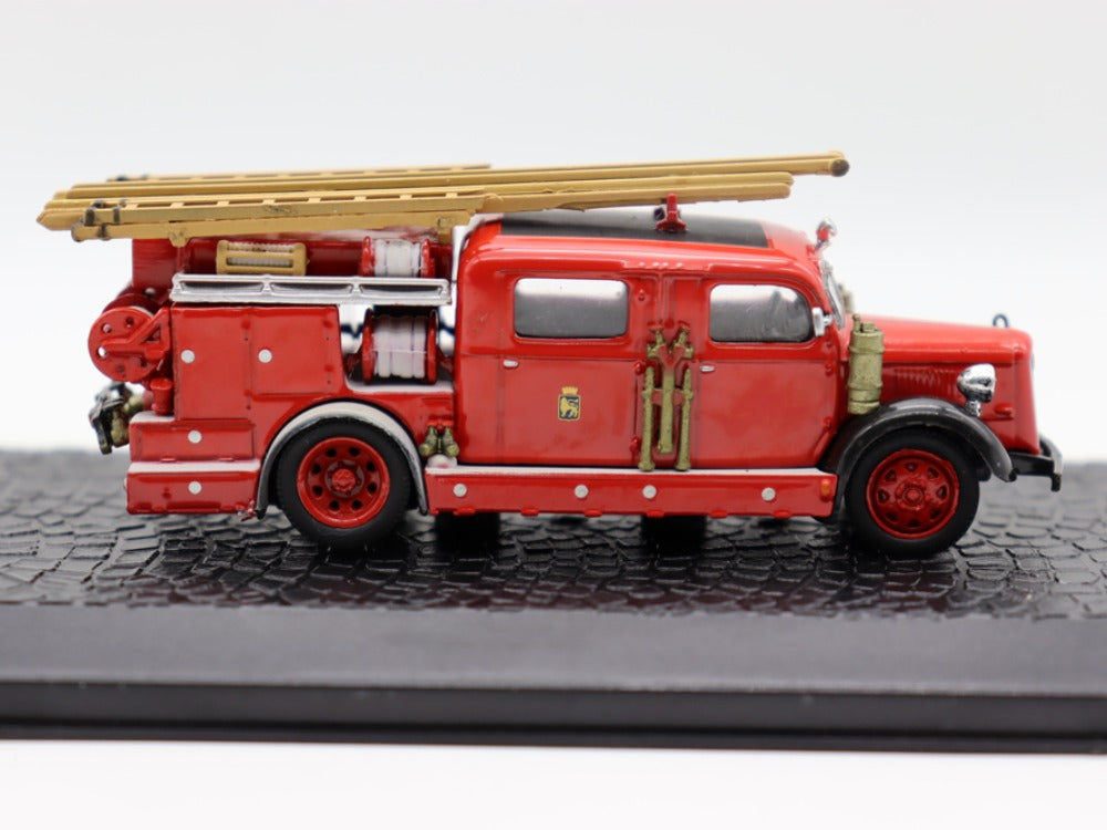 1/72 Scale Volvo B 11 Fire Engine Diecast Model