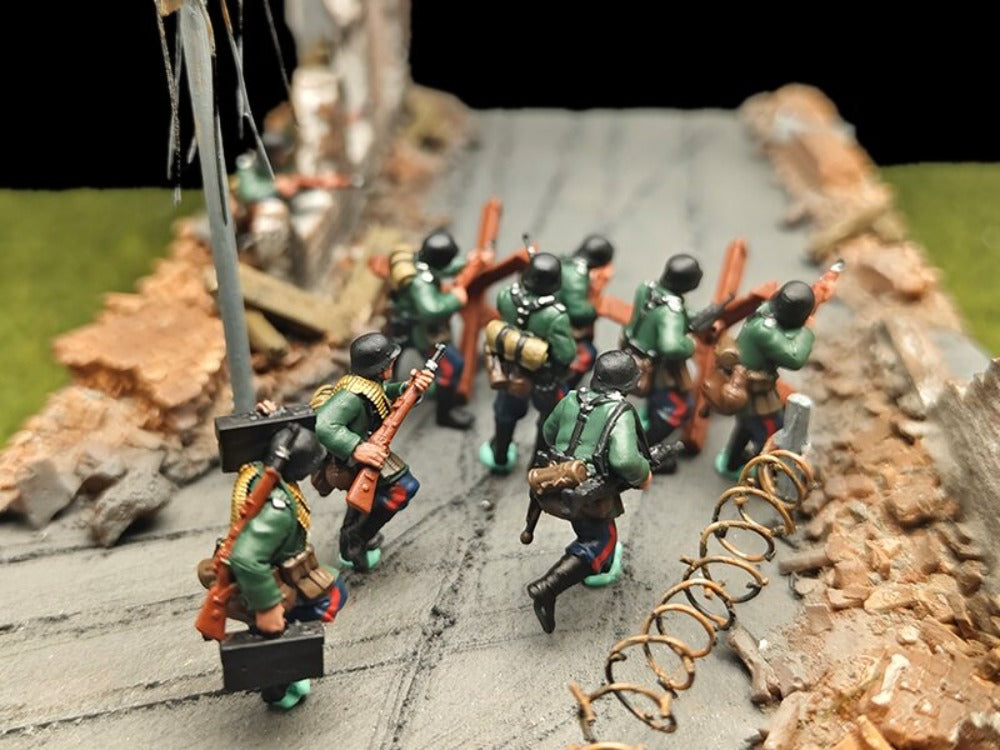 1/72 Scale WWII German Soldiers Painted Figures Set for Model Dioramas