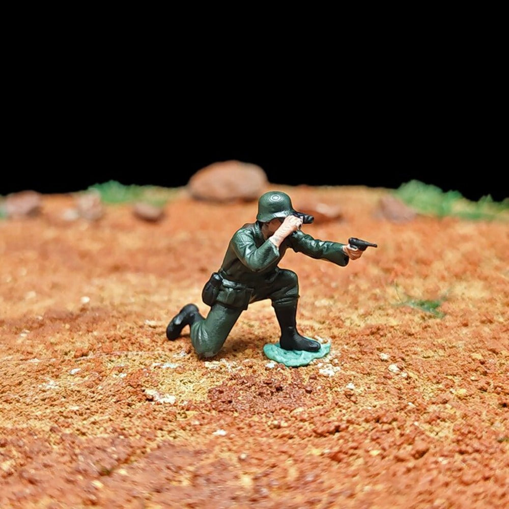 1/72 Scale WWII Soldiers Painted Figures Set for Model Dioramas