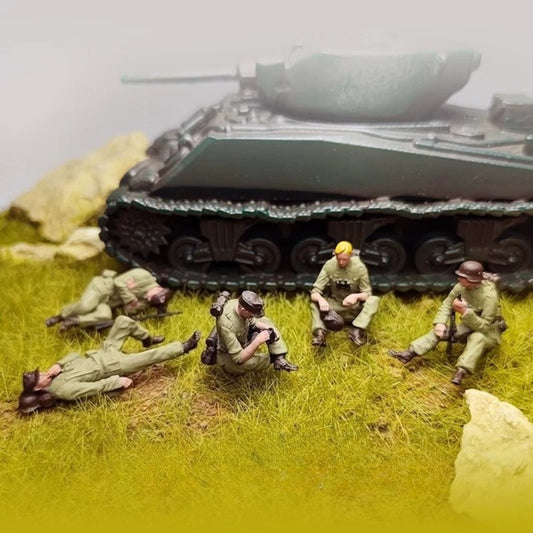 1/72 Scale WWII Soldiers at Rest Painted Figures for Model Dioramas