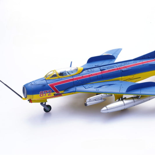 1/72 Scale Mikoyan-Gurevich MiG-19 Farmer Soviet Fighter Aircraft Diecast Model