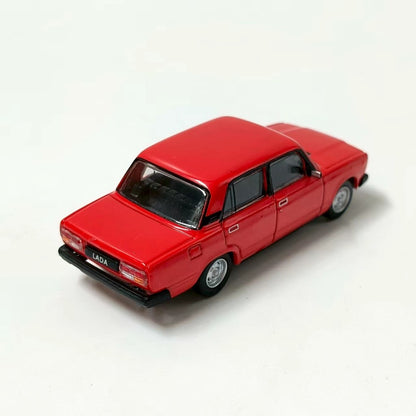 1/64 Scale Lada 2105 Soviet Saloon Car Diecast Model