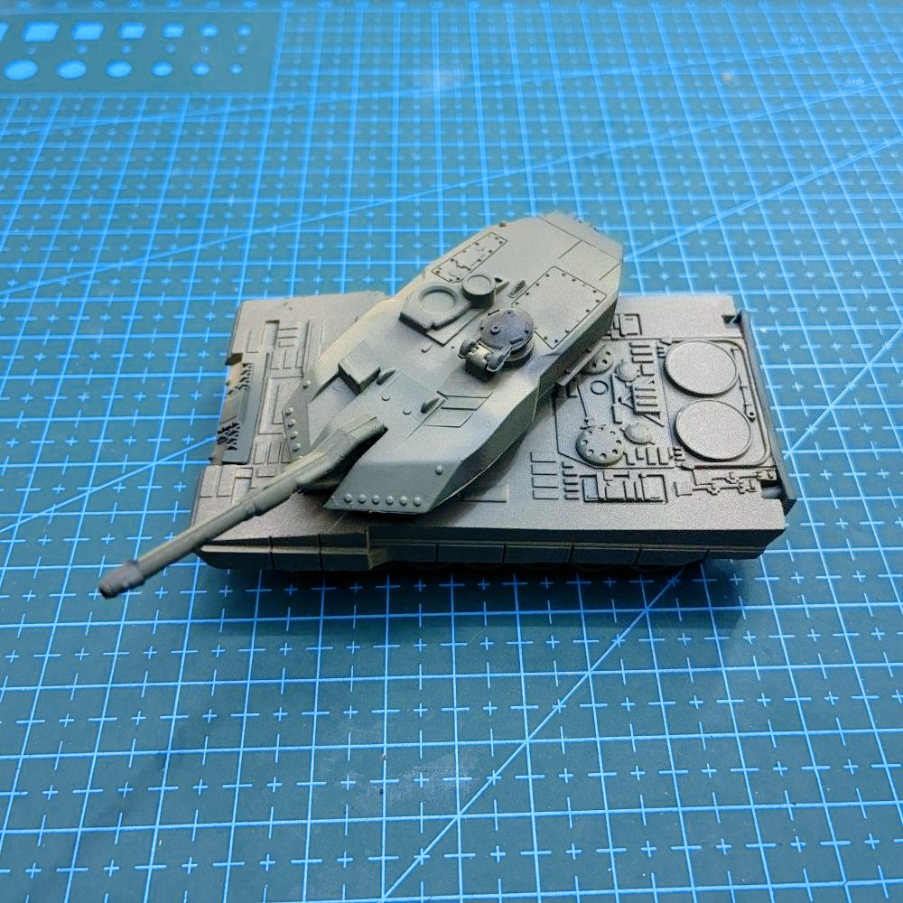 1/72 Scale Leopard 2A5 German Main Battle Tank Pre-built Plastic Collectible Model