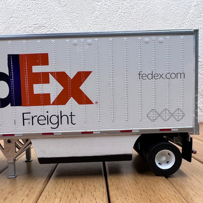 1/50 Scale Fedex Freight Trailer Diecast Model