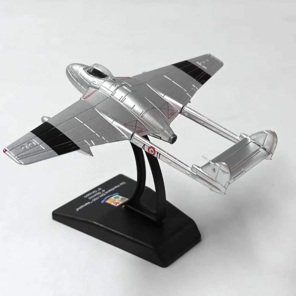 1/100 Scale de Havilland Vampire WWII British Jet Fighter Diecast Model Aircraft
