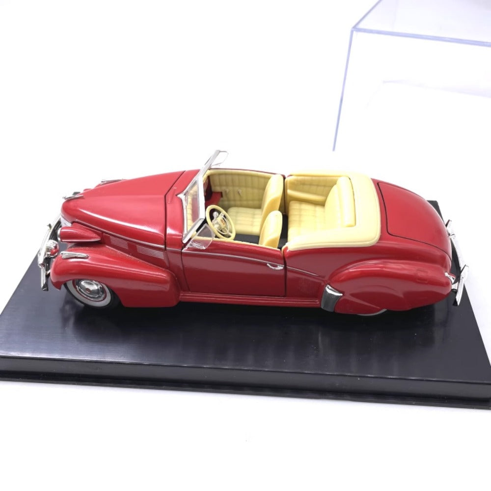 1/32 Scale 1940 Cadillac Series 62 Convertible Diecast Model Car