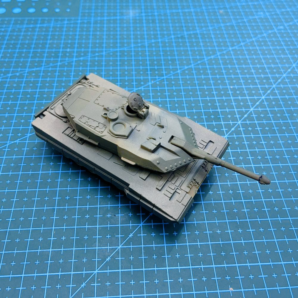 1/72 Scale Leopard 2A5 German Main Battle Tank Pre-built Plastic Collectible Model