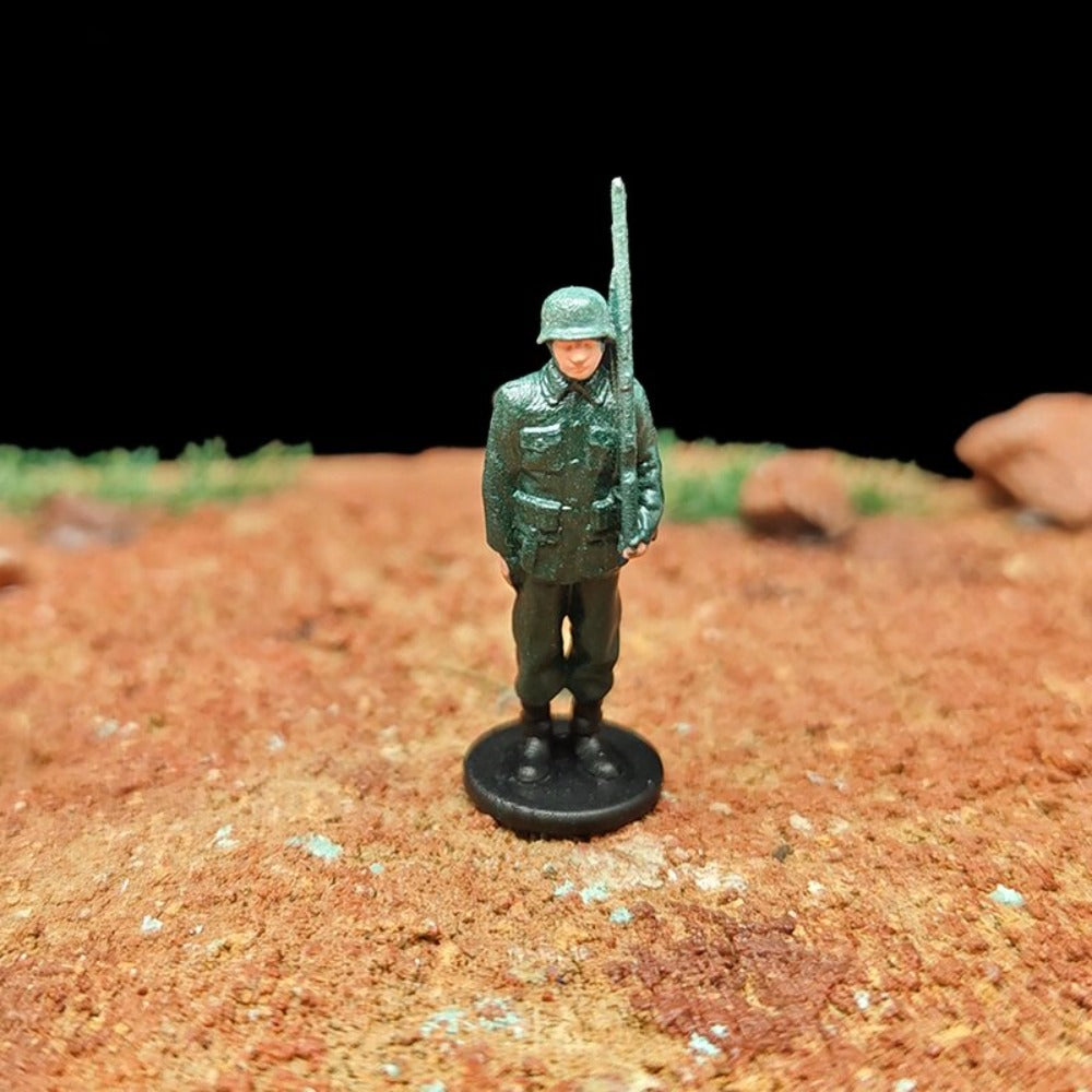 1/72 Scale WWII Army Soldiers Painted Figures Set for Model Dioramas