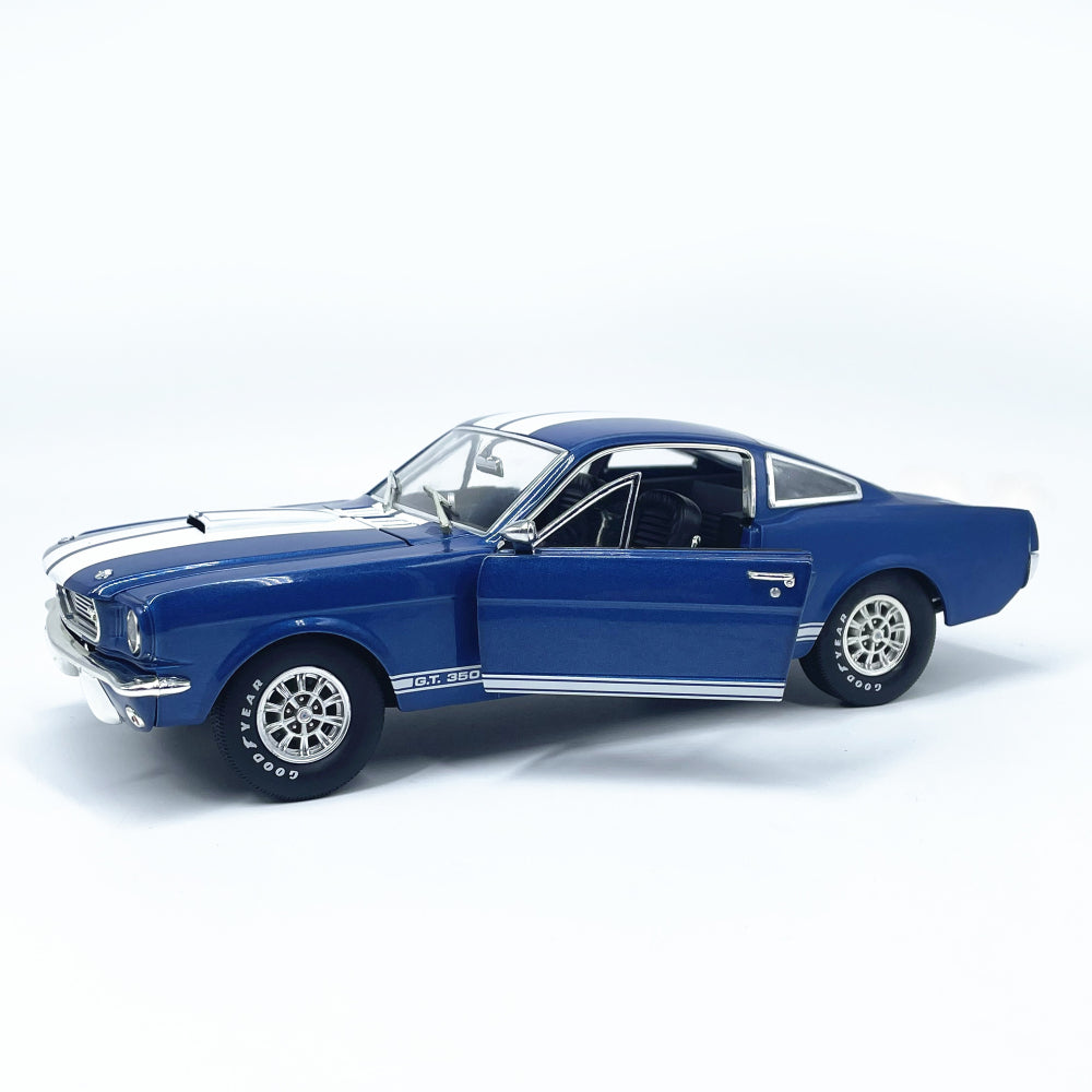1/18 Scale Shelby Mustang GT350 Sports Car Diecast Model