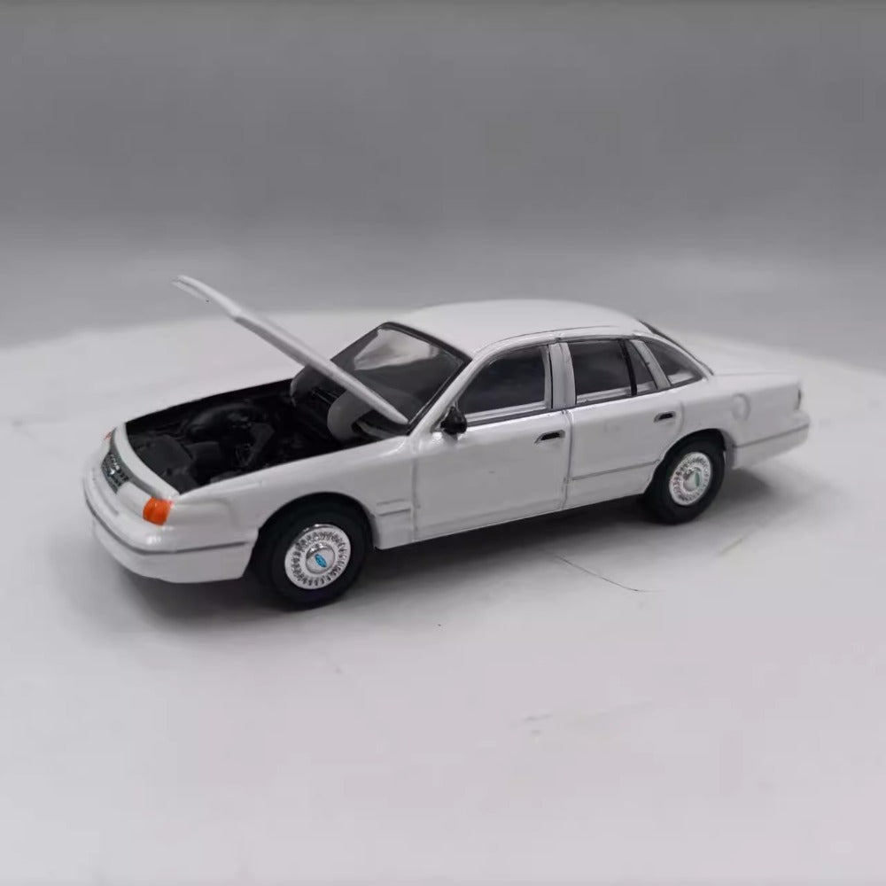 1/64 Scale Ford Crown Victoria Police Interceptor Diecast Model Car