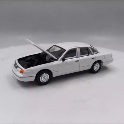 1/64 Scale Ford Crown Victoria Police Interceptor Diecast Model Car