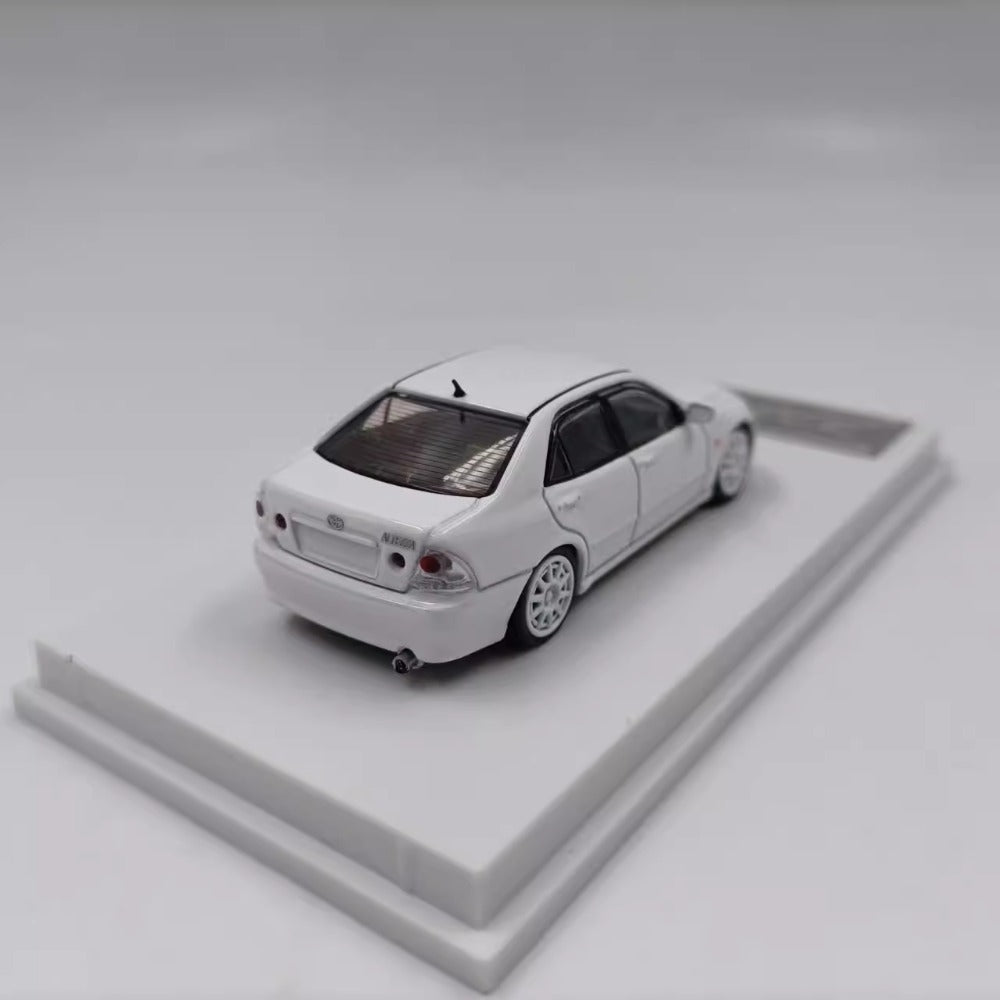 1/64 Scale Toyota Altezza RS200 SXE10 Sedan Diecast Model Car
