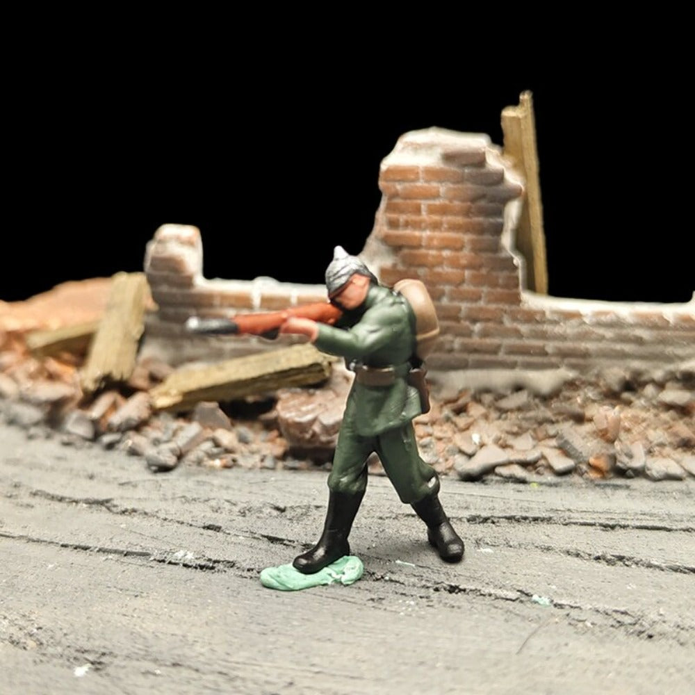 1/72 Scale German Soldiers Painted Figures for Model Dioramas