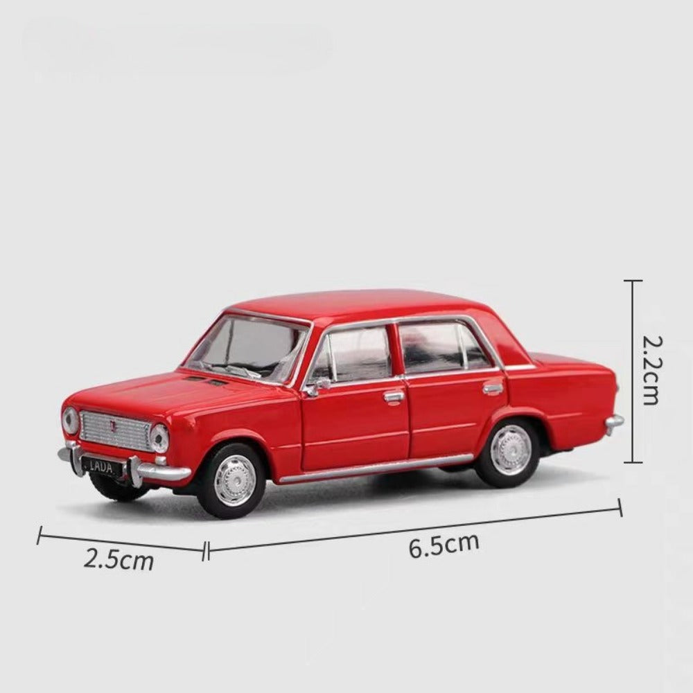 1/64 Scale Lada 2101 Soviet Compact Car VAZ-2101 Diecast Model