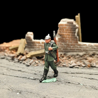 1/72 Scale German Soldiers Painted Figures for Model Dioramas