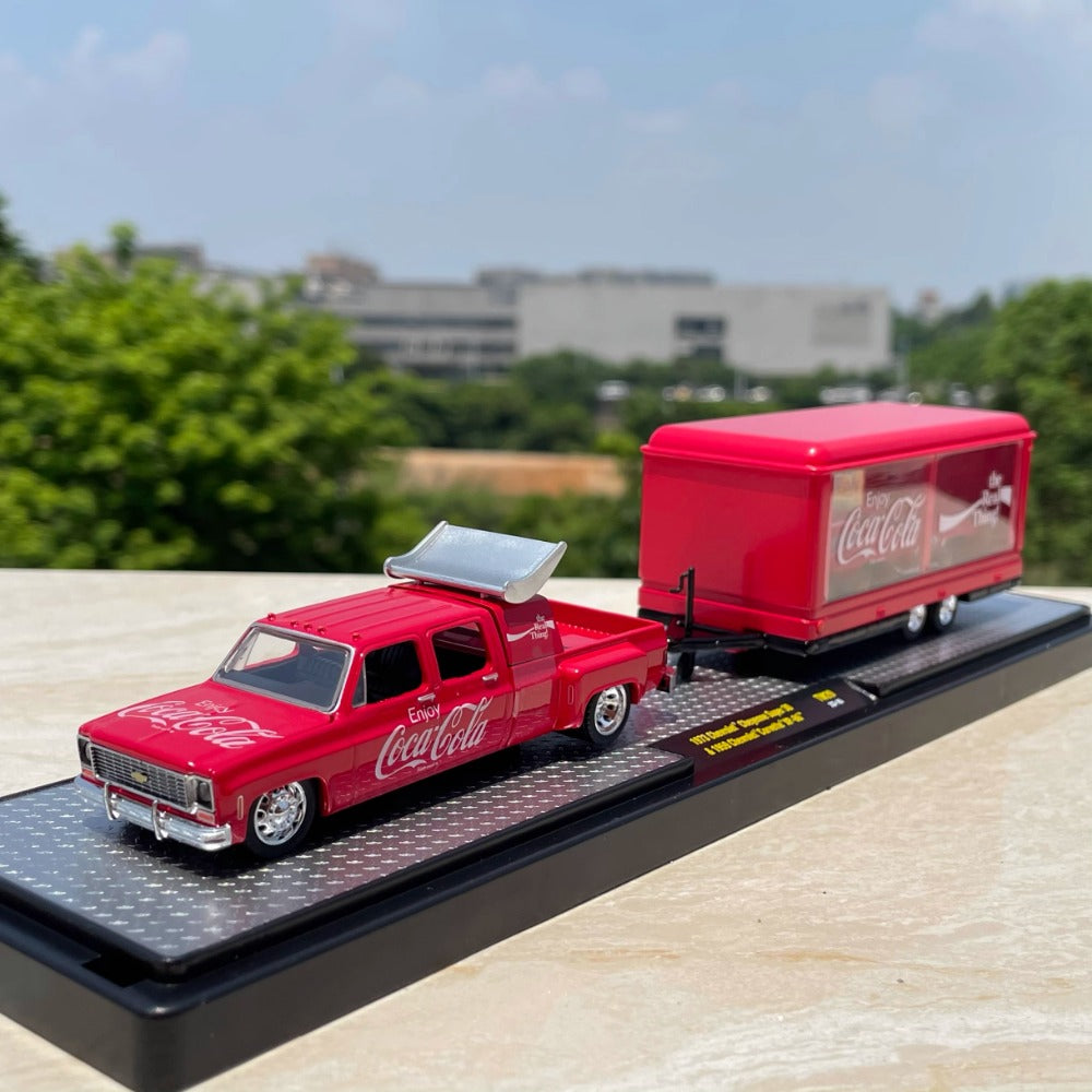 1/64 Scale 1973 Chevrolet Cheyenne Super 30 & 1959 Chevy Corvette Diecast Model