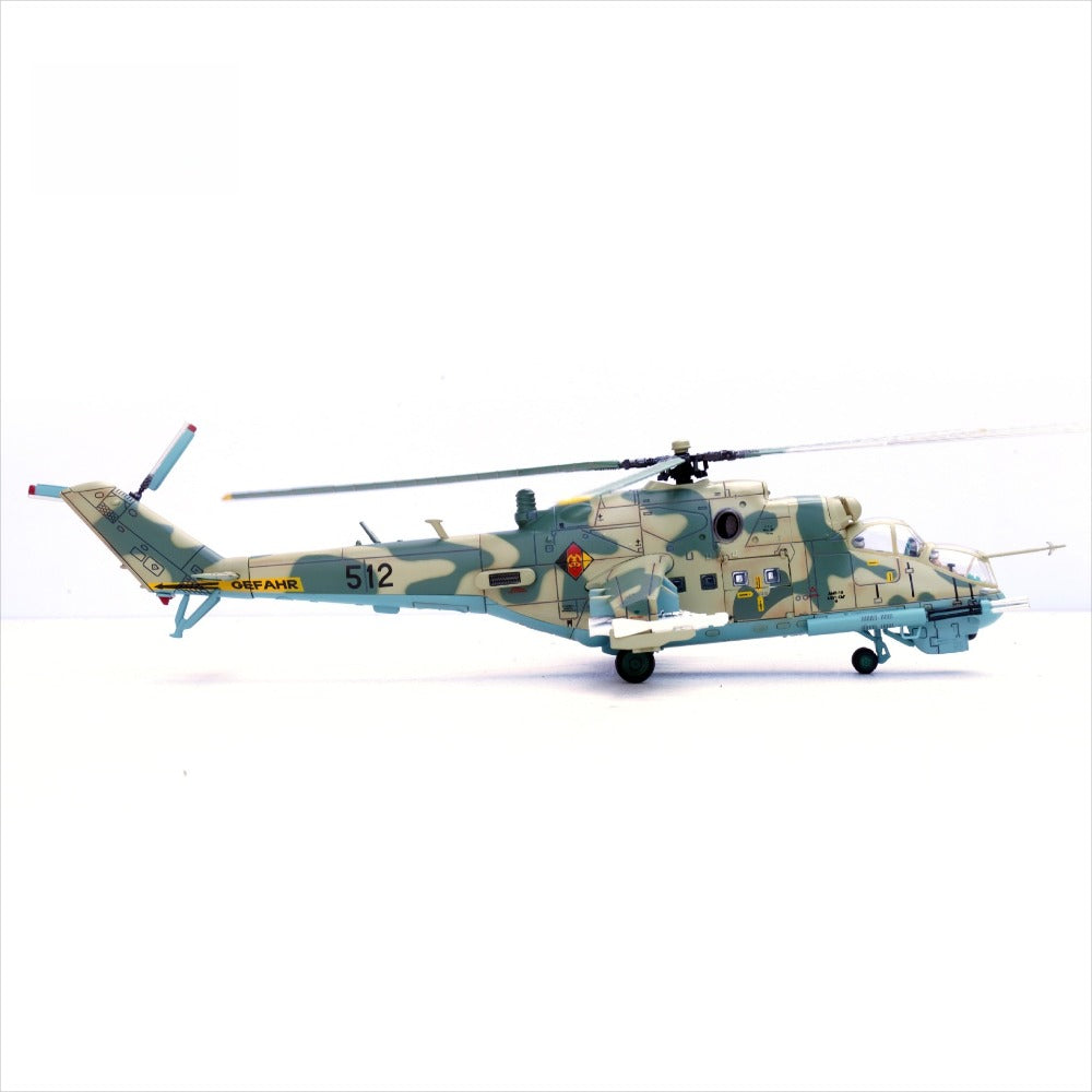 1/72 Scale Mil Mi-24P Helicopter East German Air Force Basepohl Air Base Diecast Model
