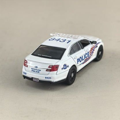1/64 Scale Ford Taurus MPDC Washington DC Police Interceptor Sedan Diecast Model Car