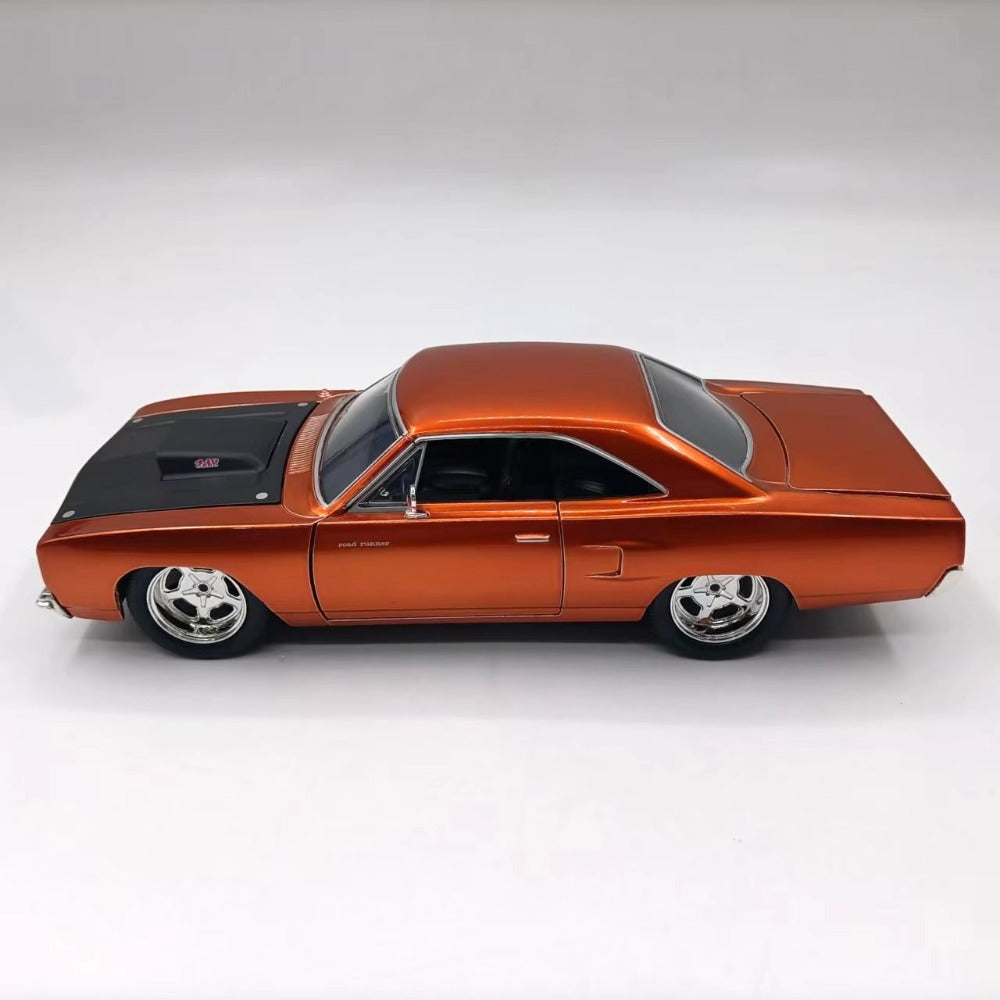 1/24 Scale Dom's Plymouth Road Runner Diecast Model Car