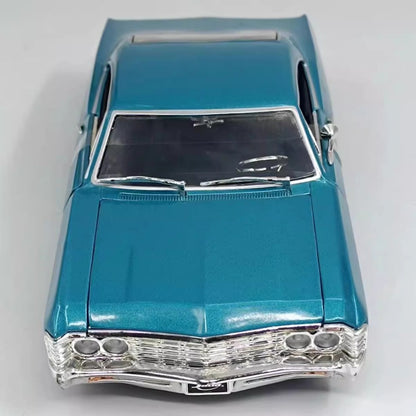 1/24 Scale 1967 Chevrolet Impala Diecast Model Car