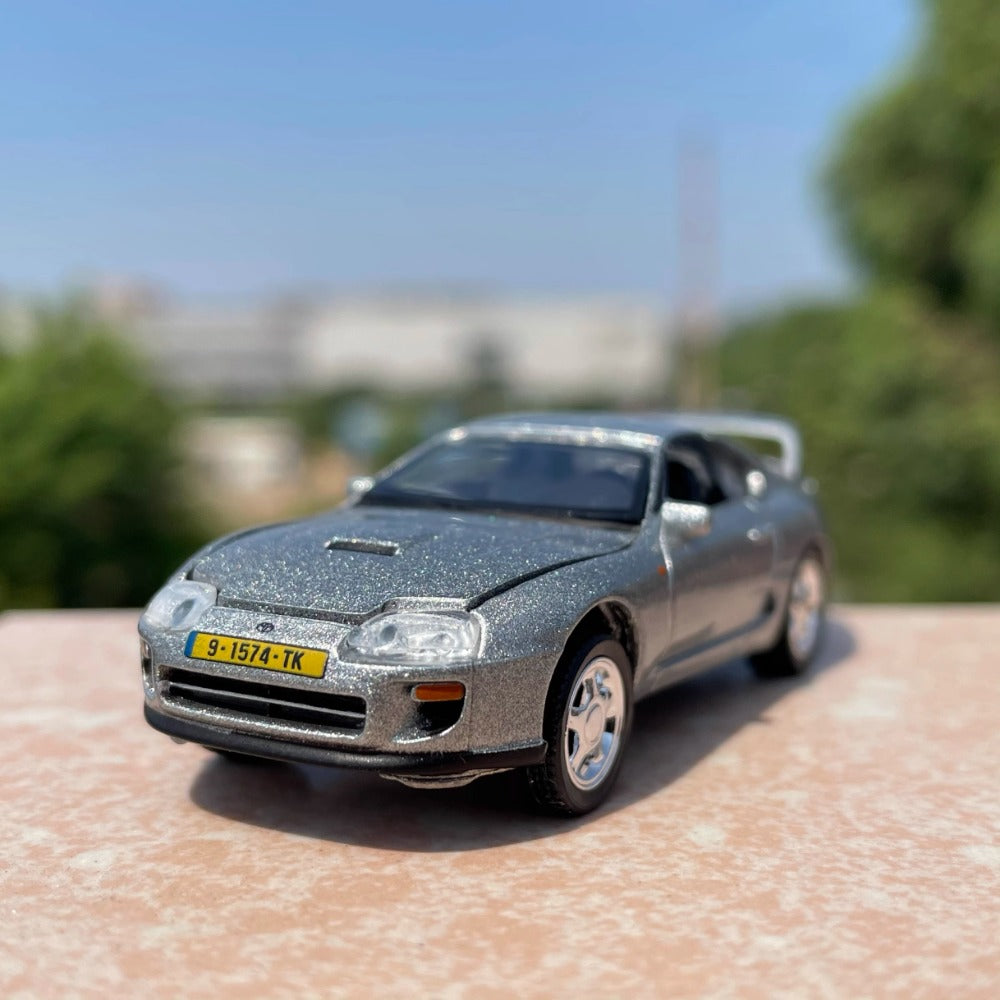 1/64 Scale 1997 Toyota Supra Sports Car Diecast Model
