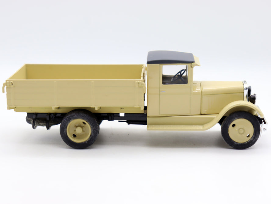 1/43 Scale ZIS-5 Soviet Truck Diecast Model