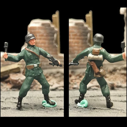 1/72 Scale German Soldiers Painted Figures Set for Model Dioramas