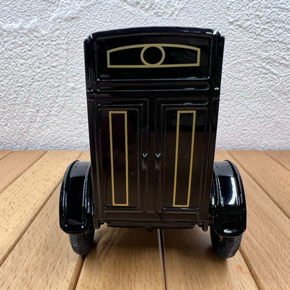 1/24 Scale 1917 Ford Model T Diecast Model Car