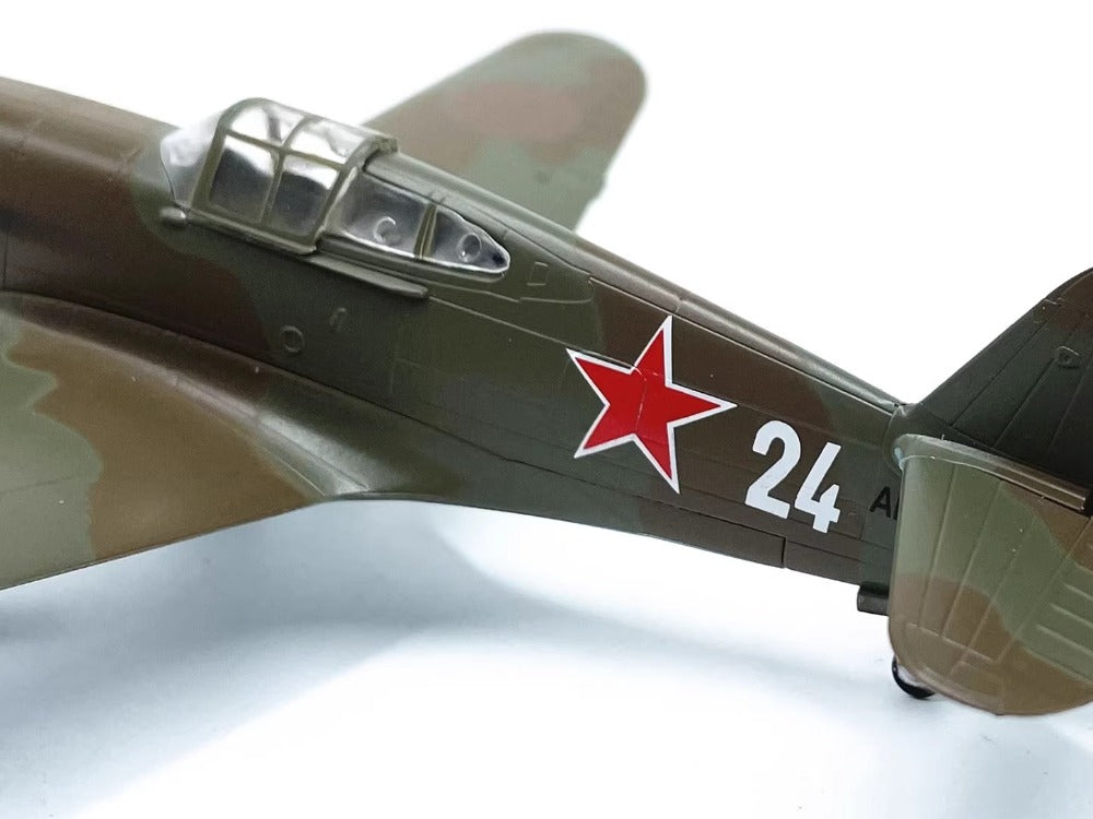 P-40 Warhawk Tomahawk Soviet Union fighter pre-built 1/72 scale plastic collectible WWII military aircraft model