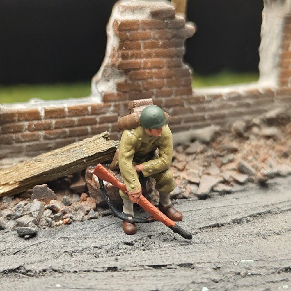 1/72 Scale WWII Soviet Soldiers Painted Figures for Model Dioramas