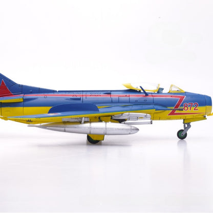 1/72 Scale Mikoyan-Gurevich MiG-19 Farmer Soviet Fighter Aircraft Diecast Model
