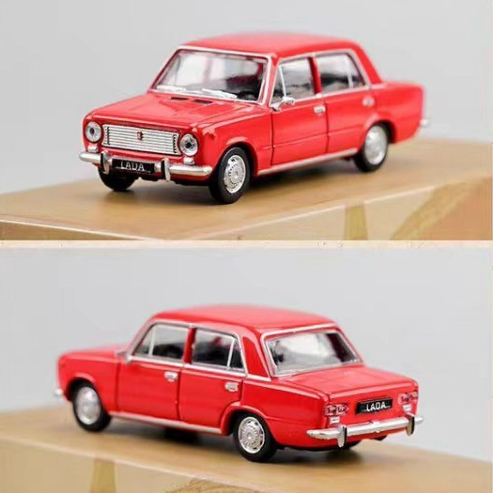 1/64 Scale Lada 2101 Soviet Compact Car VAZ-2101 Diecast Model