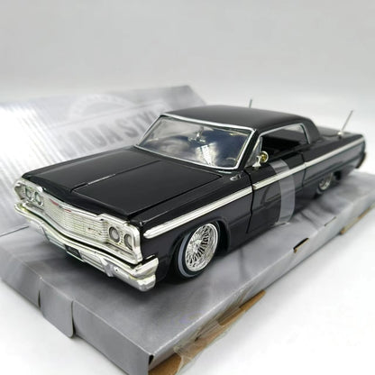 1/24 Scale 1964 Chevrolet Impala Lowrider Diecast Model Car