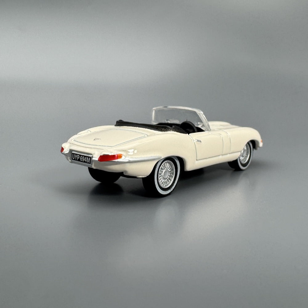 1/76 Scale Jaguar E-Type Sports Car Diecast Model