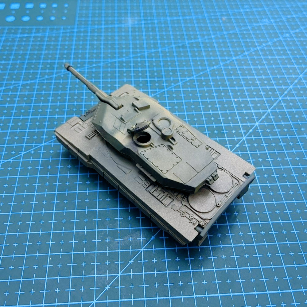 1/72 Scale Leopard 2A5 German Main Battle Tank Pre-built Plastic Collectible Model