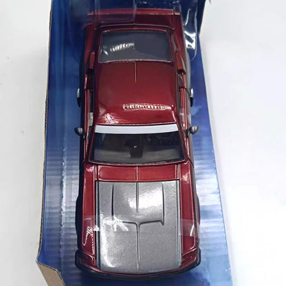 1/24 Scale 1967 Shelby Mustang GT500 Diecast Model Car