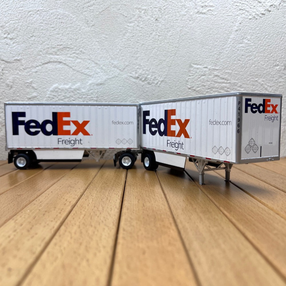 1/50 Scale Fedex Freight Trailer Diecast Model